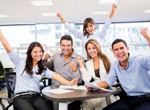 ¿Cómo ser más feliz en el trabajo? Sigue estos consejos
